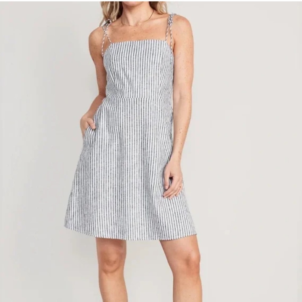 Old Navy Women’s Linen Blended Flared Tie Strap Mini Dress